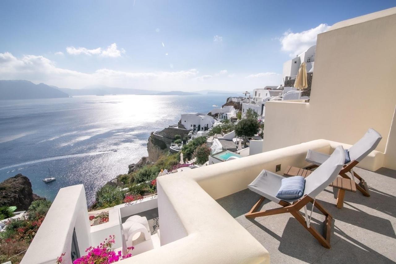 Elegant Santorini Villa Villa Spyros Villa Demi Private Hot Tub Air Conditioning 2 Bedroom Oia  Exterior photo